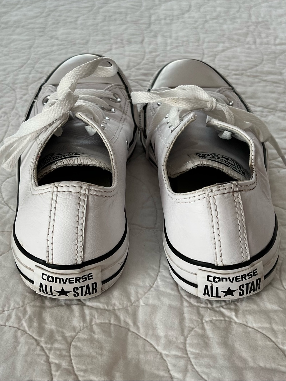 Converse White Leather Chuck Taylor Low-Top Lace-Up Sneakers Classic Prepster - Picture 5 of 8